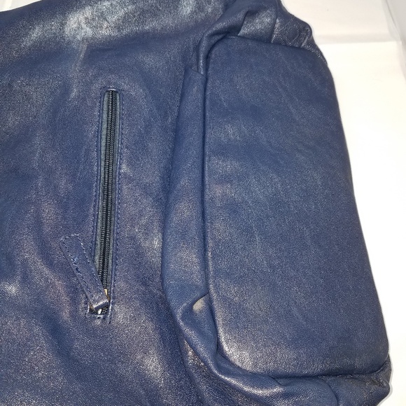 Vegan Leather Big Budda shoulder bag - Picture 4 of 5